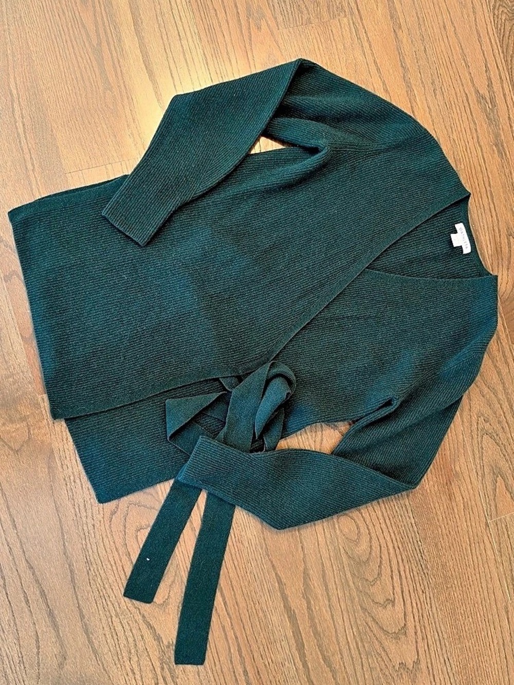 Athleta Alpine Wrap Sweater Small Seaweed Snack green NWT Cashmere Merino blend